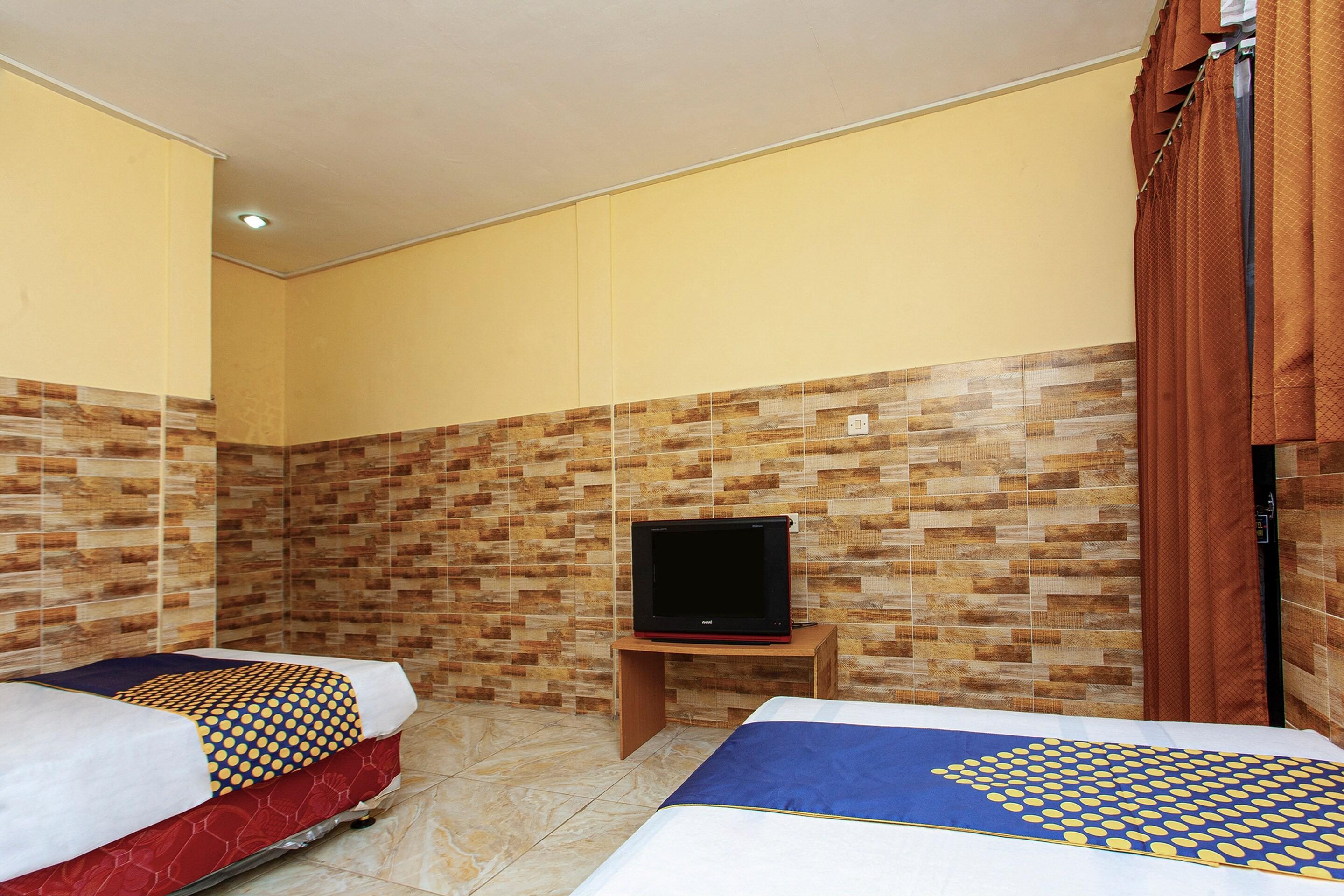 The Paragon Hotel Cilacap Redpartner Kültér fotó