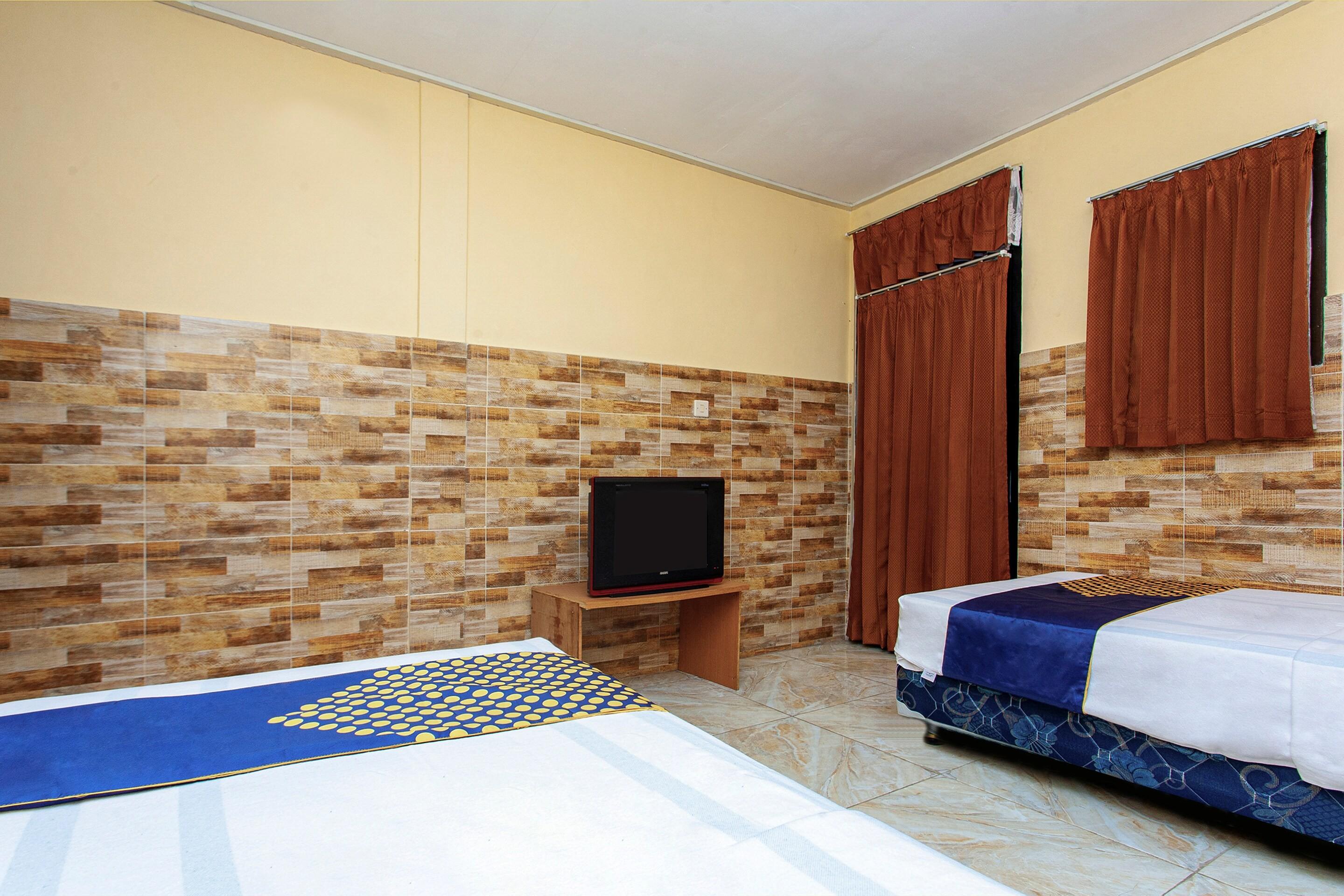 The Paragon Hotel Cilacap Redpartner Kültér fotó