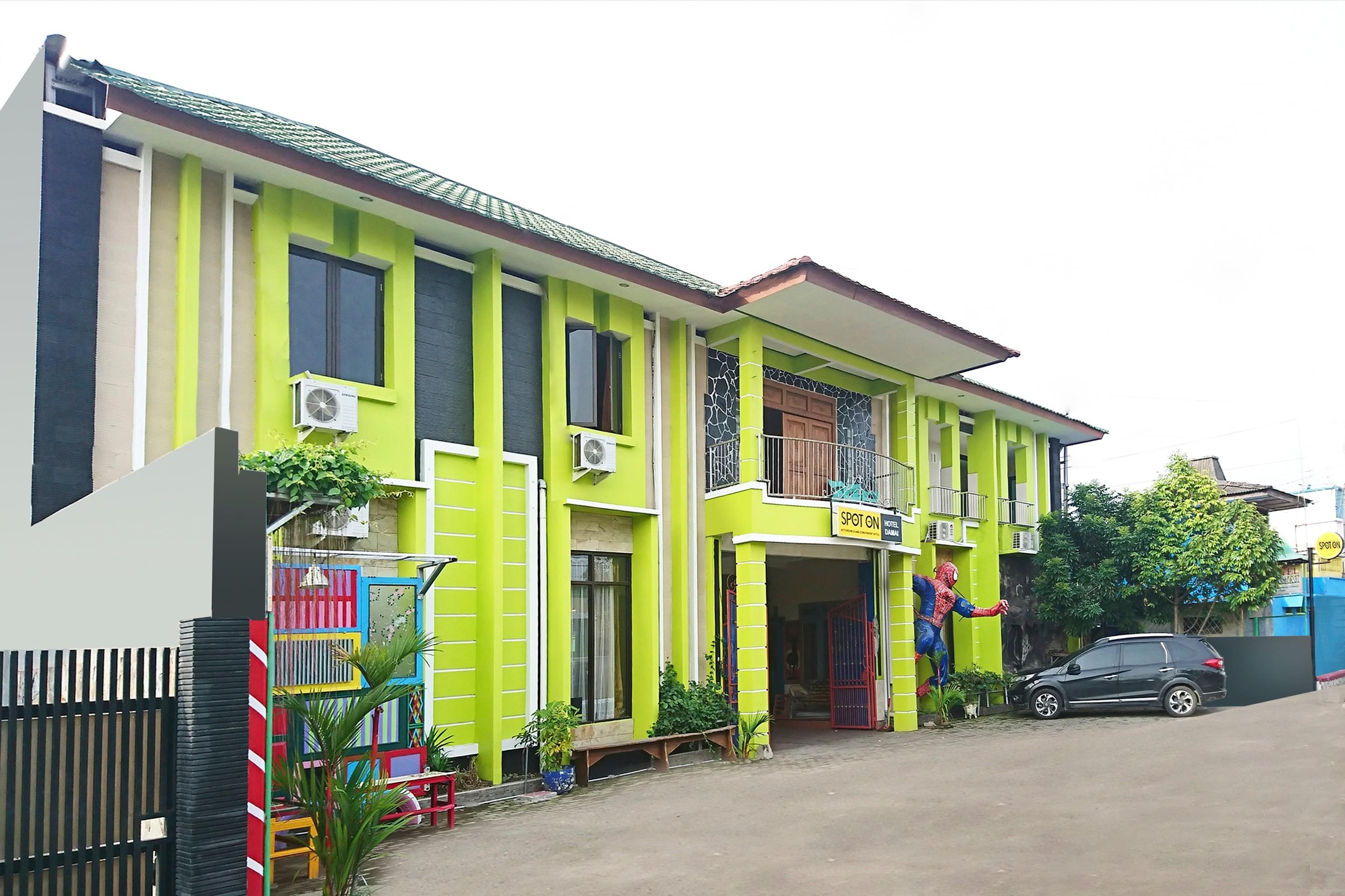 The Paragon Hotel Cilacap Redpartner Kültér fotó
