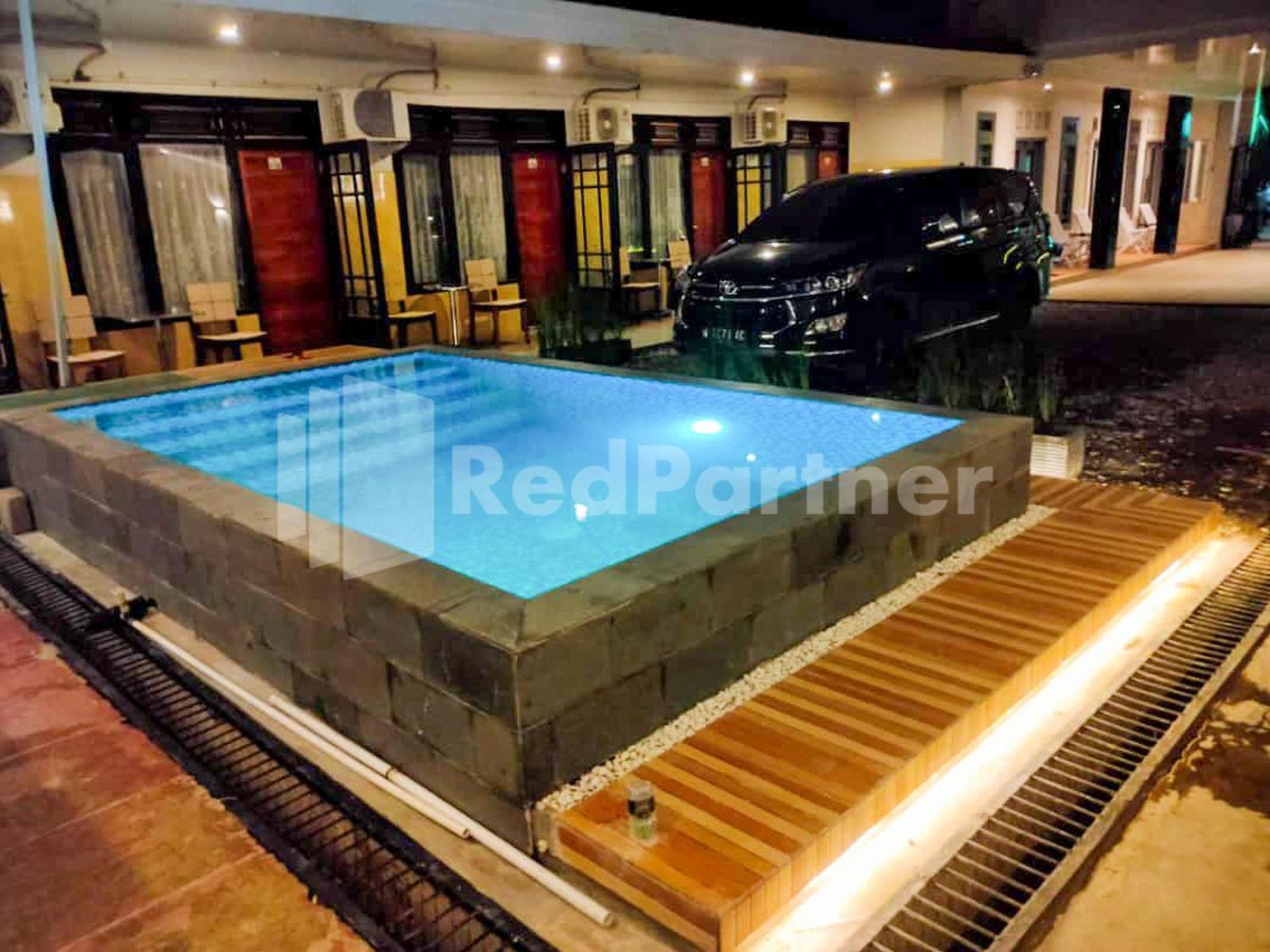 The Paragon Hotel Cilacap Redpartner Kültér fotó